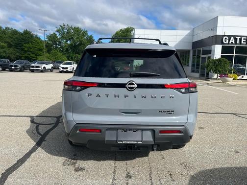 Boulder Gray Pearl 2026 Nissan Pathfinder Platinum