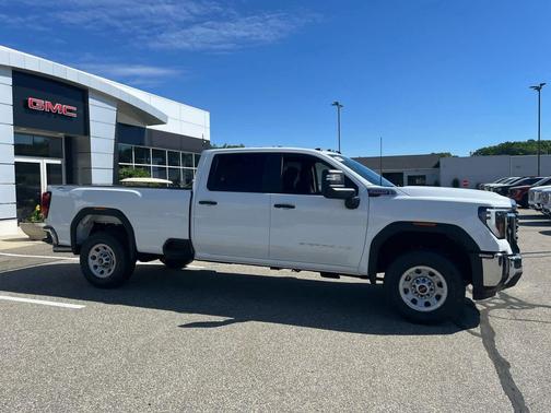Summit White 2026 GMC Sierra 3500 Base