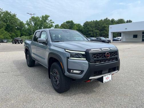 Boulder Gray Pearl 2026 Nissan Frontier PRO-4X