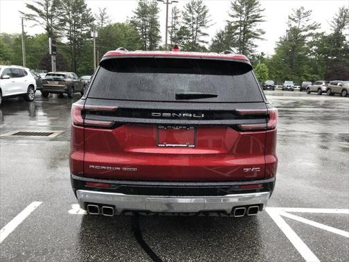 2025 GMC Acadia Denali