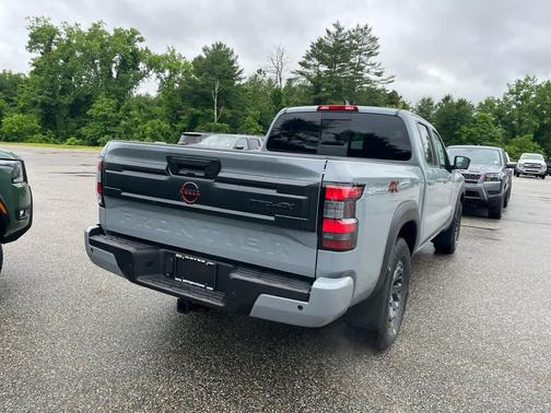 Boulder Gray Pearl 2026 Nissan Frontier PRO-4X