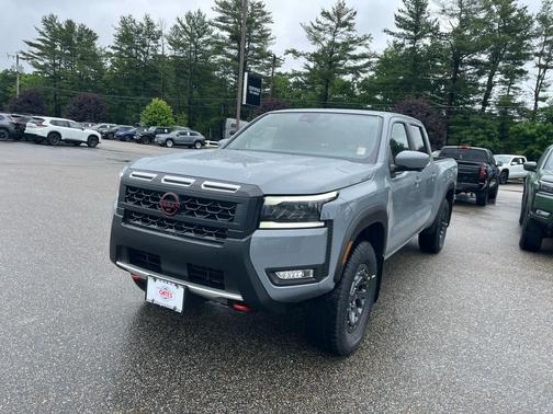 Boulder Gray Pearl 2026 Nissan Frontier PRO-4X