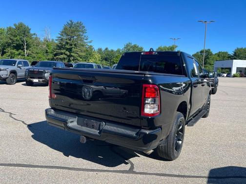 Diamond Black Crystal Pearlcoat 2023 RAM 1500 Big Horn/Lone Star