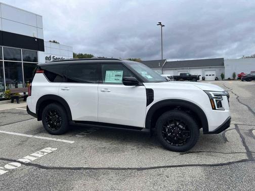 Aspen White SPR Black 2026 Nissan Armada PRO-4X