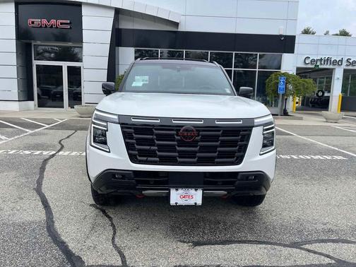Aspen White SPR Black 2026 Nissan Armada PRO-4X