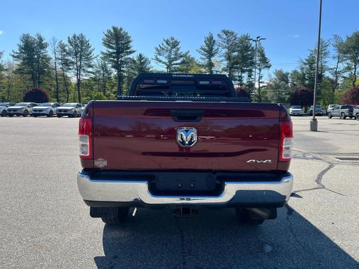 Delmonico Red Pearlcoat 2022 RAM 3500 Tradesman Crew Cab 4x4 6'4' Box