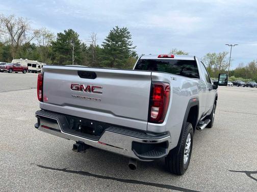 Quicksilver Metallic 2022 GMC Sierra 2500 Pro