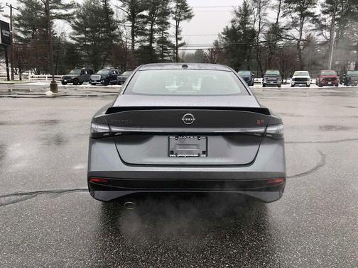 Gun Metallic 2026 Nissan Sentra SR