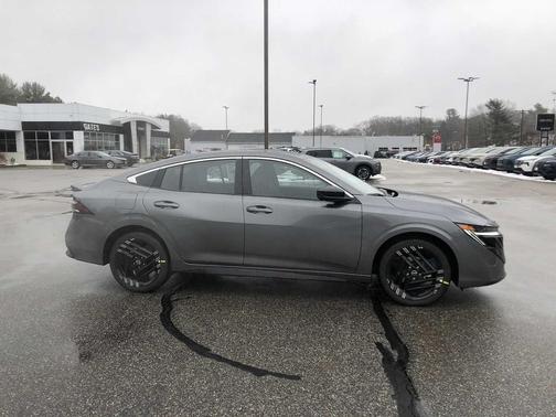 Gun Metallic 2026 Nissan Sentra SR