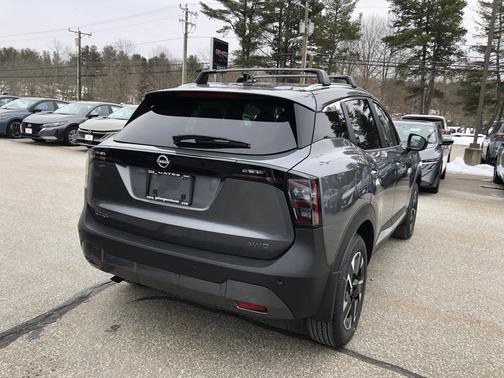 2026 Nissan Kicks SV