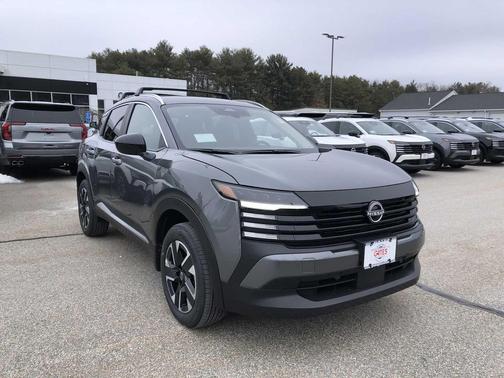 Gun Metallic 2026 Nissan Kicks SV