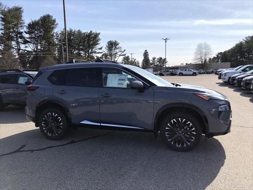 2025 Nissan Rogue Platinum