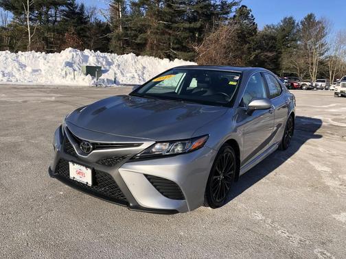 2019 Toyota Camry SE
