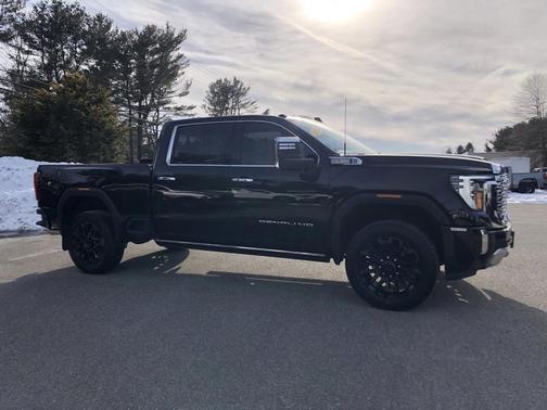 2024 GMC Sierra 2500 Denali