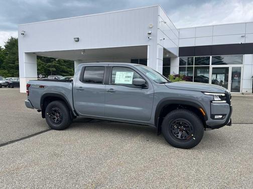 Boulder Gray Pearl 2026 Nissan Frontier PRO-4X