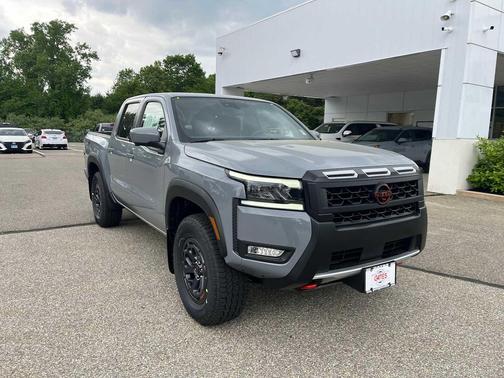 Boulder Gray Pearl 2026 Nissan Frontier PRO-4X