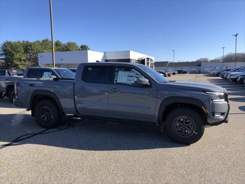 2025 Nissan Frontier PRO-4X