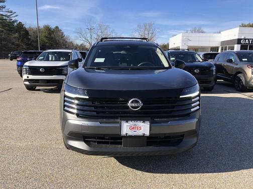 Gun Metallic 2026 Nissan Kicks SV