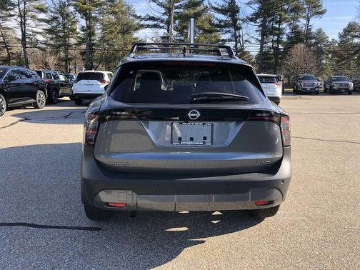 Gun Metallic 2026 Nissan Kicks SV