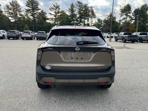 Canyon Bronze Metallic 2025 Nissan Kicks SR