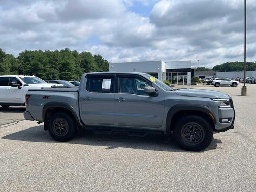 Boulder Gray Pearl 2025 Nissan Frontier PRO-4X