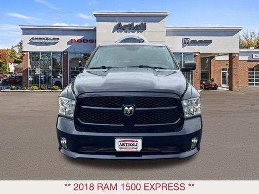 2018 RAM 1500 Express Quad Cab 4x4 64' Box