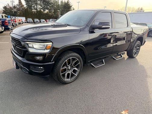 2021 RAM 1500 Laramie Crew Cab 4x4 57' Box