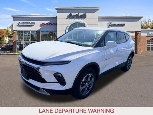 Summit White 2025 Chevrolet Blazer LT