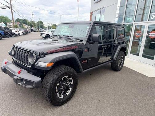 Black Clearcoat 2025 Jeep Wrangler Rubicon