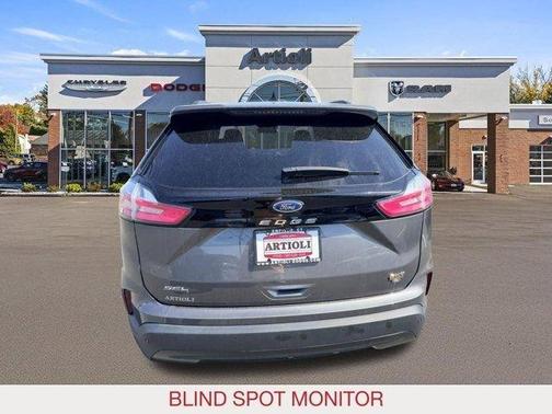 Gray Metallic 2023 Ford Edge SEL