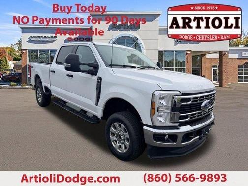 Oxford White 2024 Ford F-250 XLT