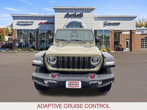 41 2025 Jeep Wrangler Rubicon