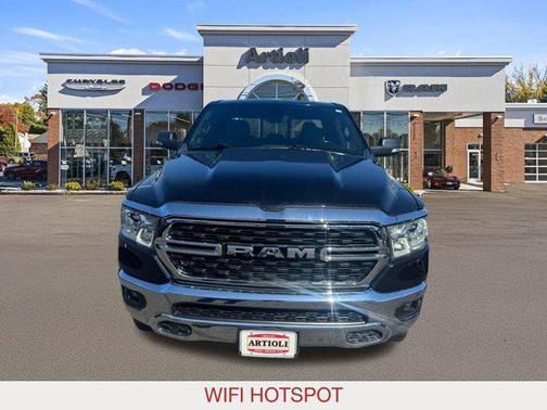 2022 RAM 1500 Big Horn Quad Cab 4x4 64' Box