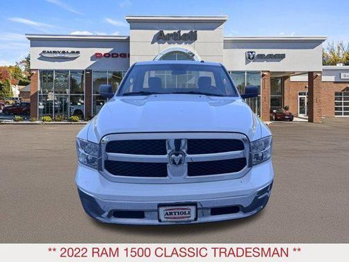 2022 RAM 1500 Classic Tradesman Regular Cab 4x2 8 Box
