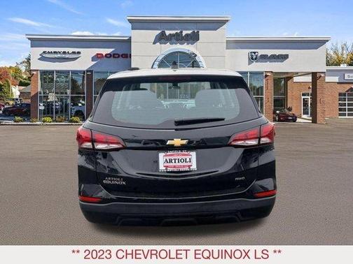 Mosaic Black Metallic 2023 Chevrolet Equinox LS