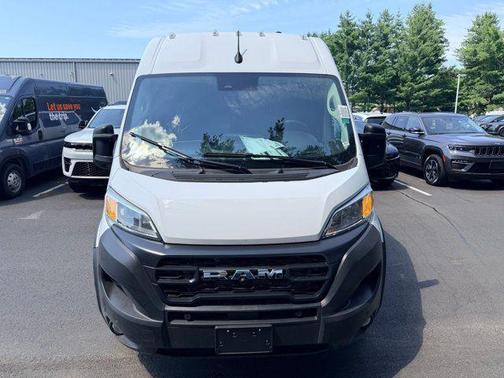 Bright White Clearcoat 2026 RAM ProMaster 2500 High Roof