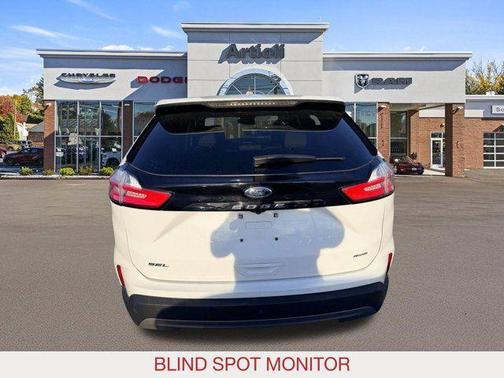 Oxford White 2024 Ford Edge SEL