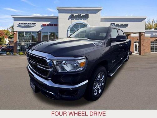 2022 RAM 1500 Big Horn Crew Cab 4x4 57' Box
