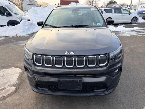 2022 Jeep Compass Latitude Lux 4x4