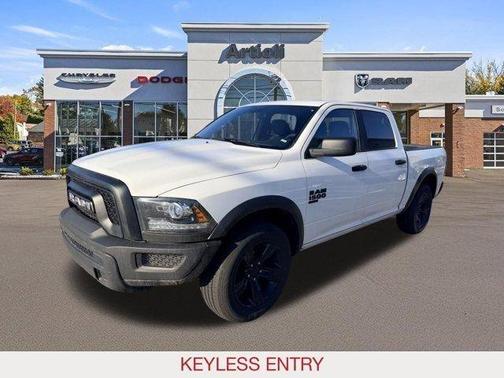 Bright White Clearcoat 2024 RAM 1500 Classic SLT