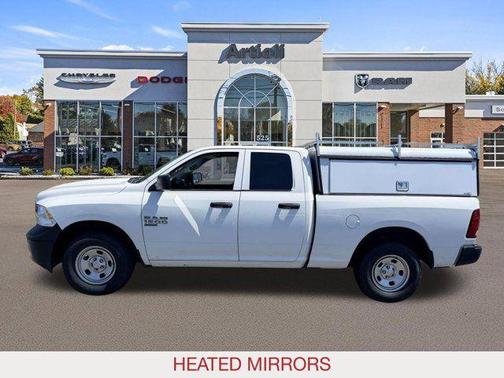 Bright White Clearcoat 2022 RAM 1500 Classic Tradesman
