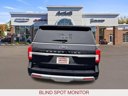 Black Metallic 2024 Ford Expedition XLT