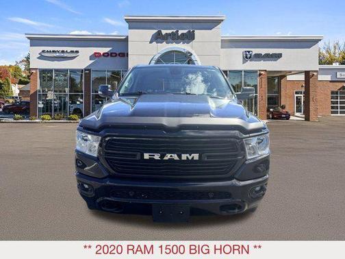 2020 RAM 1500 Big Horn Crew Cab 4x4 64' Box