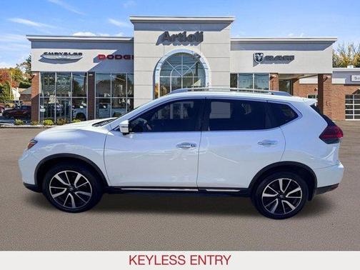 White 2018 Nissan Rogue SL
