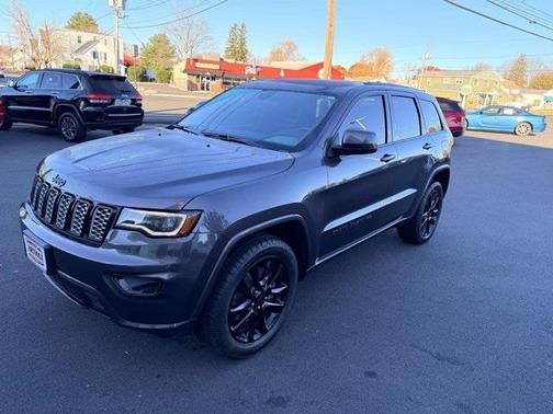 2021 Jeep Grand Cherokee Laredo X 4x4