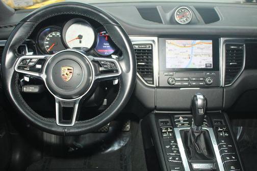 2018 Porsche Macan S