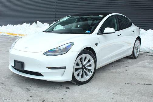 2022 Tesla Model 3 Long Range