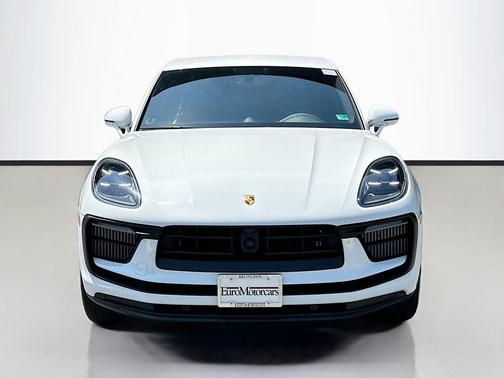 White 2025 Porsche Macan Macan