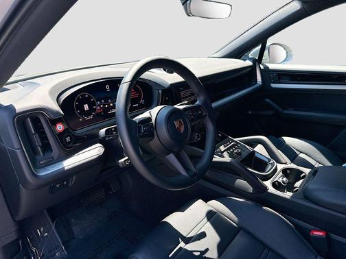 Chalk 2026 Porsche Cayenne Cayenne