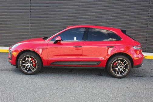 2022 Porsche Macan S